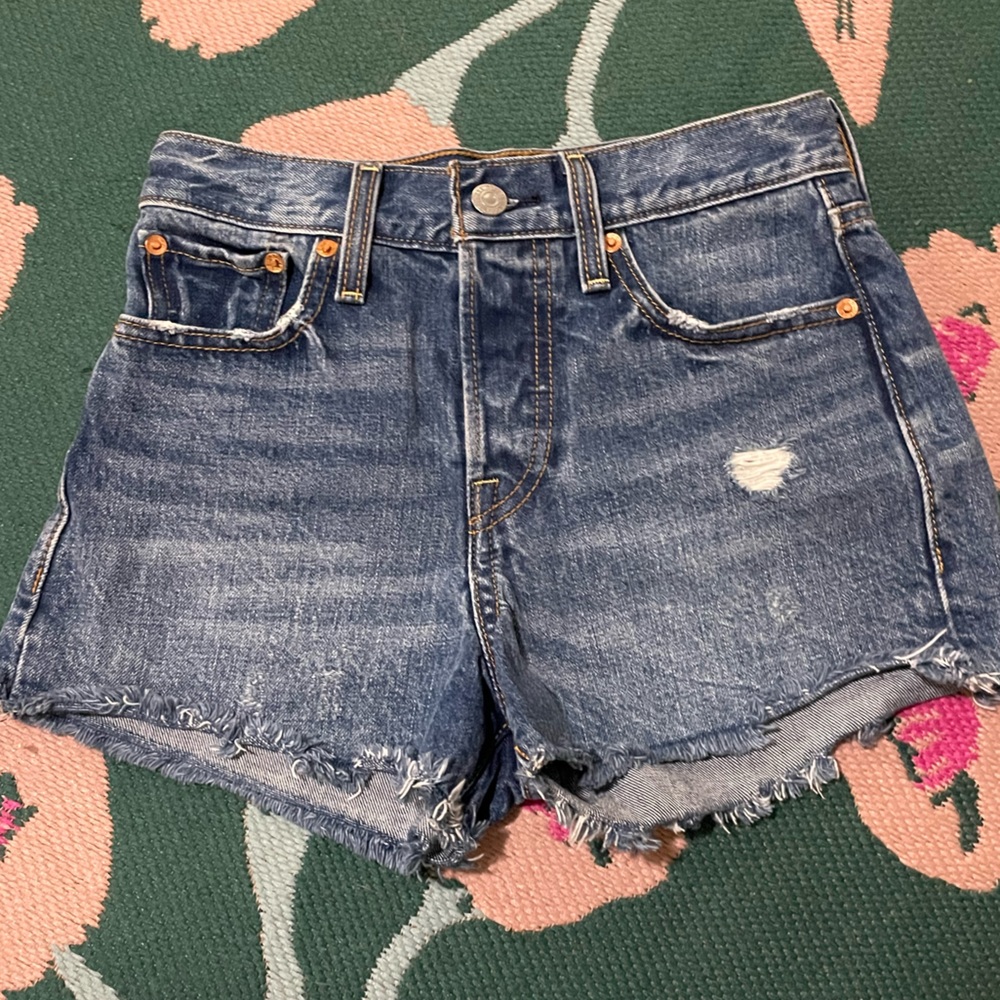 Levi shorts